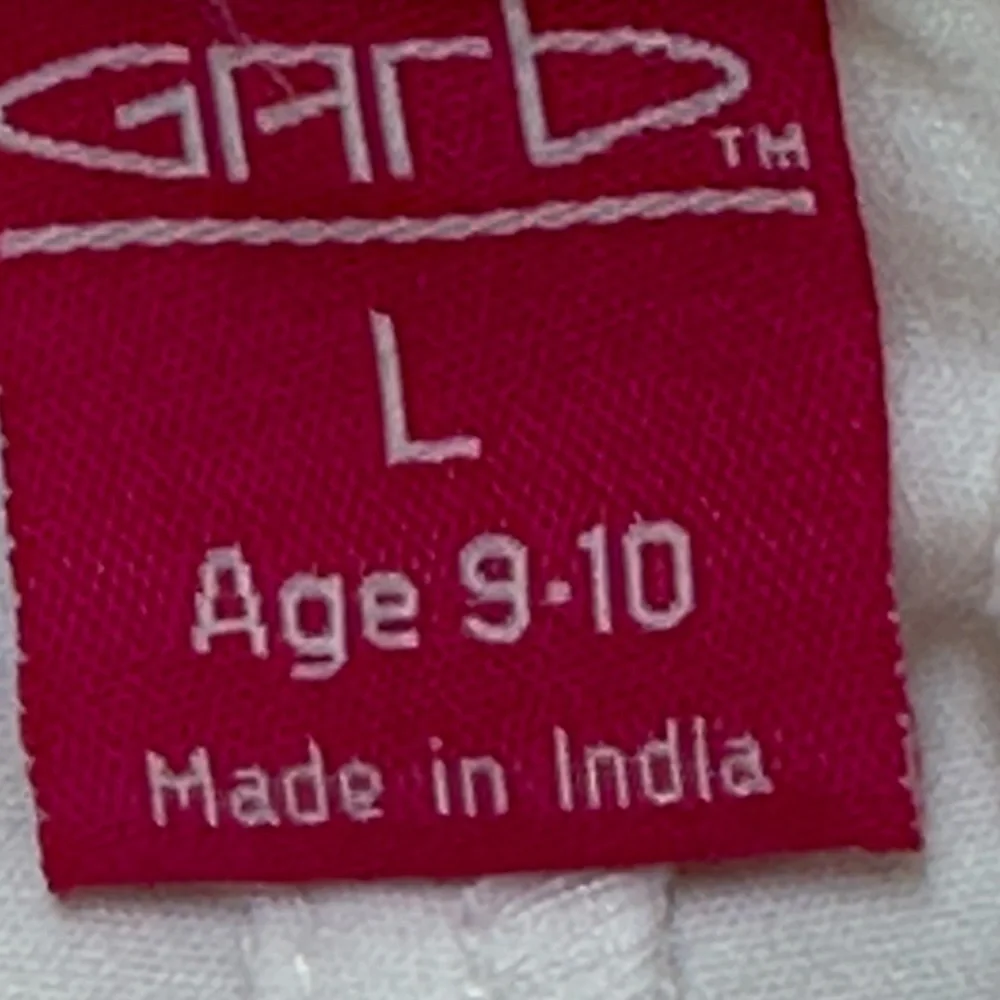 Garb Cuffed White Shorts Zipper Fly Adjustable Elastic Waistband Size 9/10